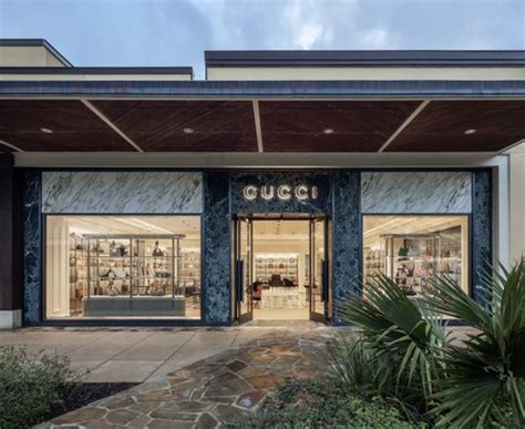 gucci store la cantera|gucci la cantera parkway.